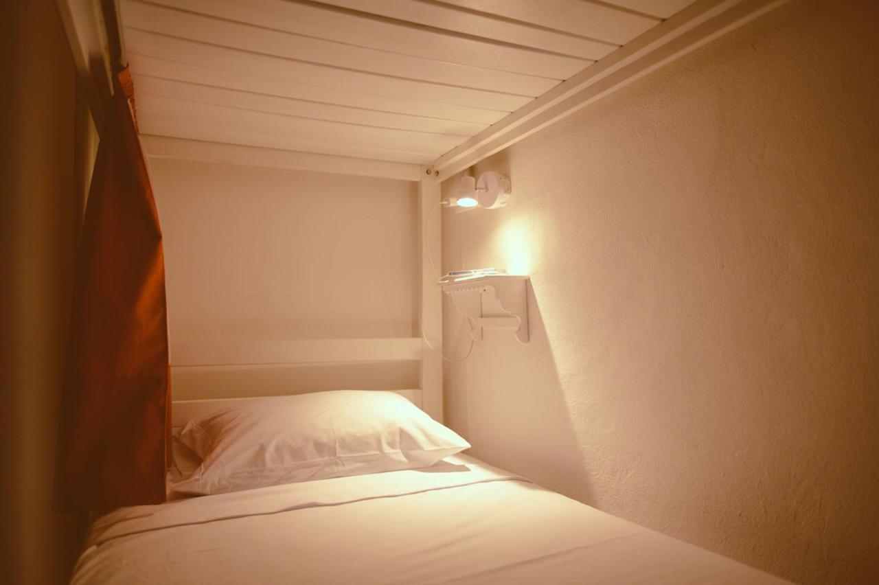 Macarena Hostel Флорес Екстериор снимка