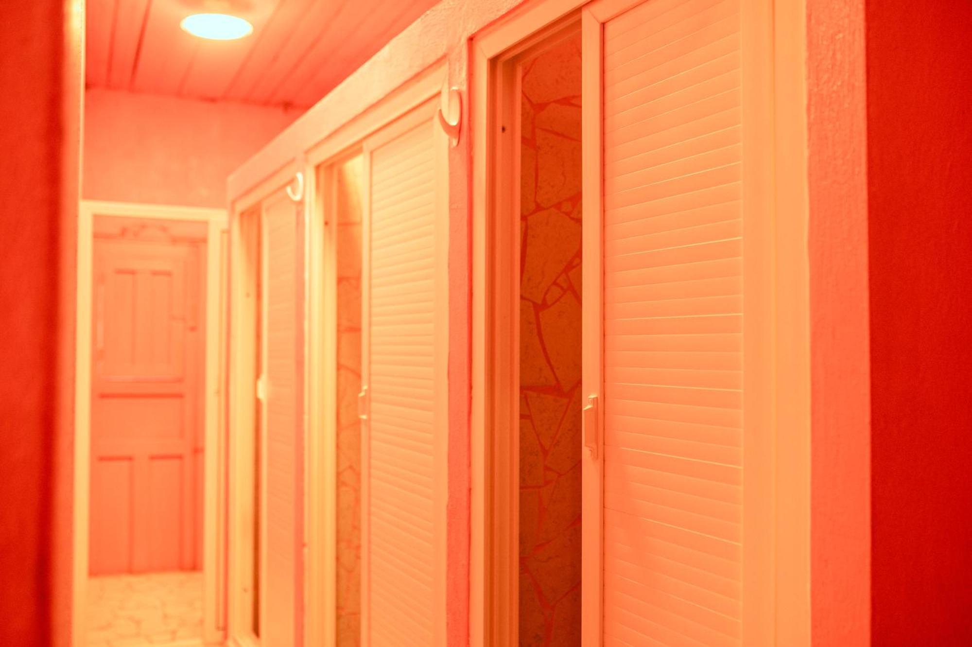 Macarena Hostel Флорес Екстериор снимка