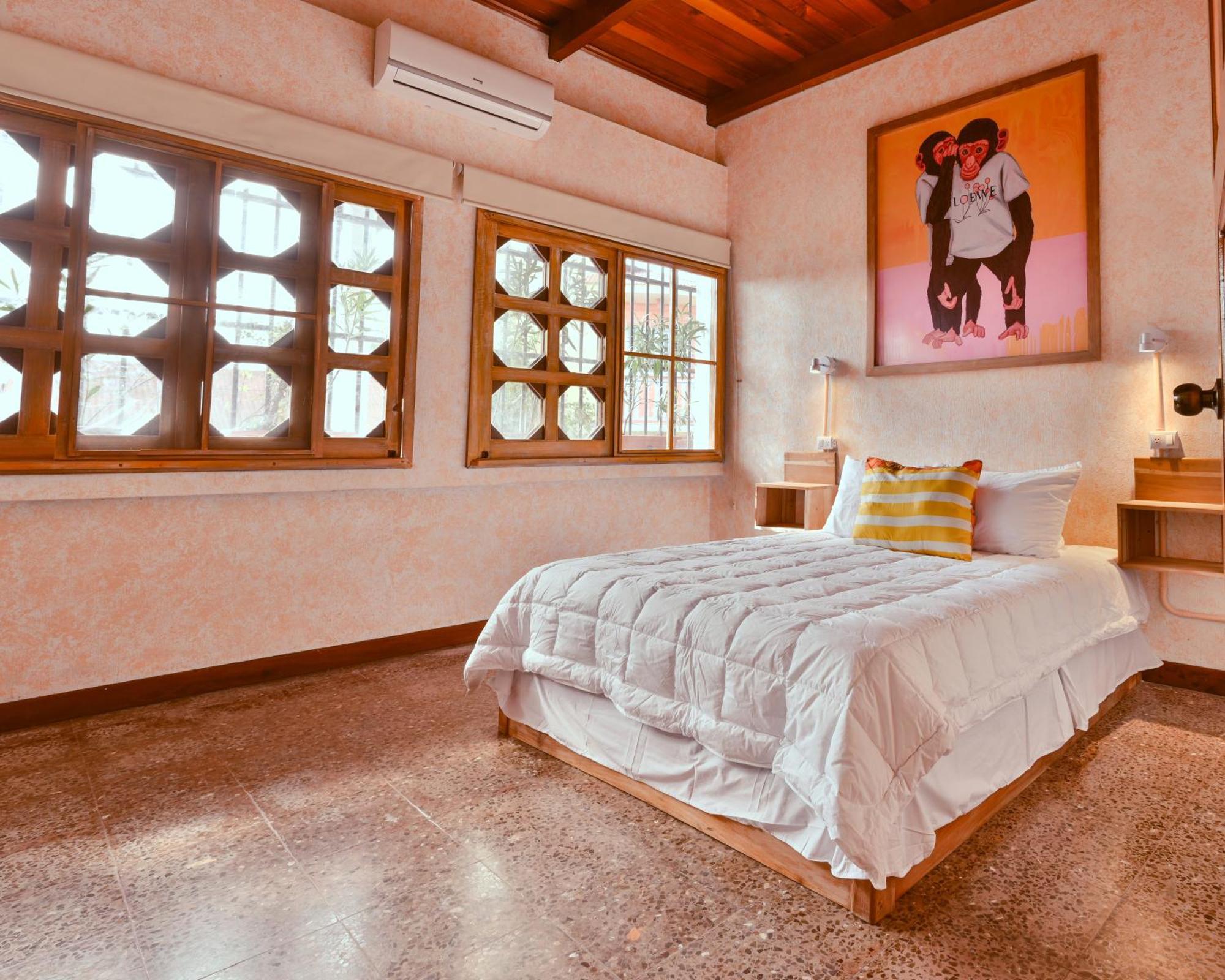 Macarena Hostel Флорес Екстериор снимка